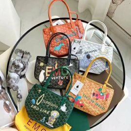 Picture of Goyard Lady Handbags _SKUfw82281122fw